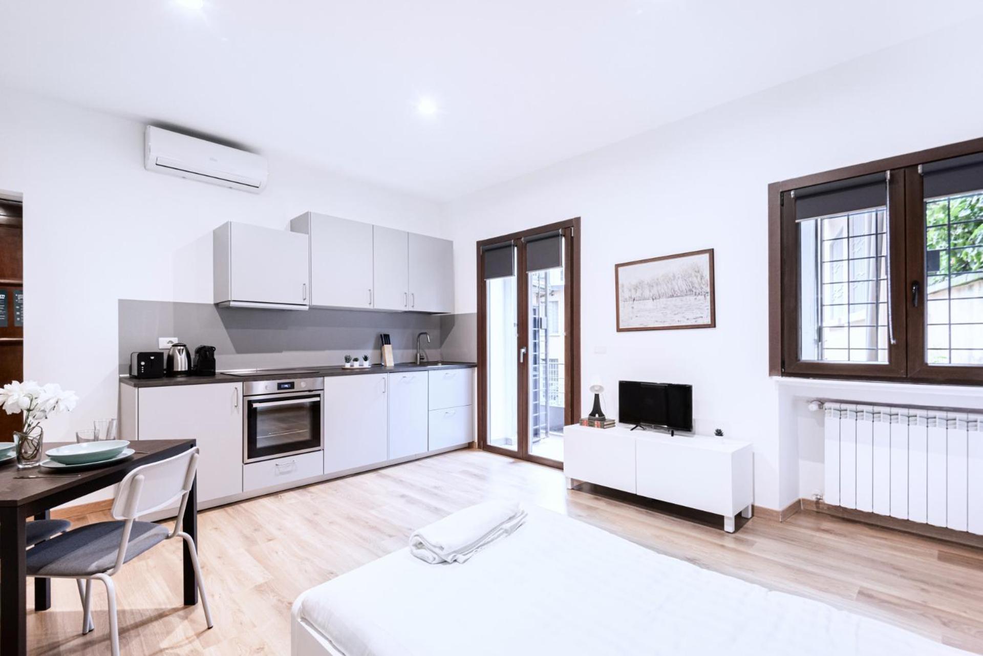 Easylife - Studio Con Balcone In Risorgimento Apartment Milan Exterior photo
